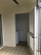 LAGO DEL REY CONDO - Residential