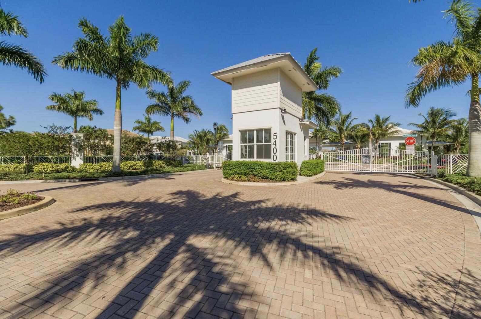 Hampton Cay - Residential