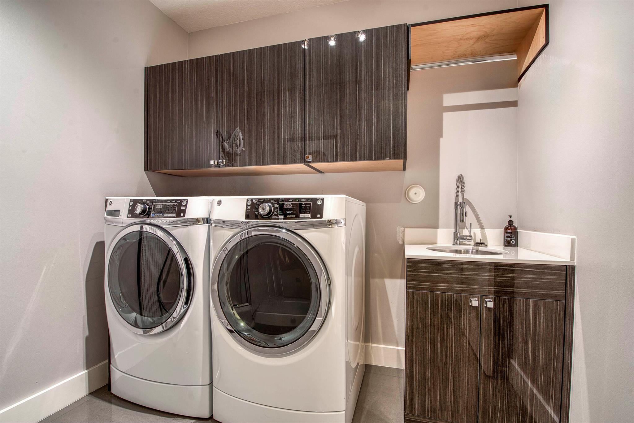 Hampton Cay - Residential