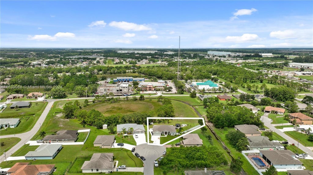 Photo of 6748 NW Mamie Court, Port Saint Lucie, FL 34983 (MLS # R11062987)