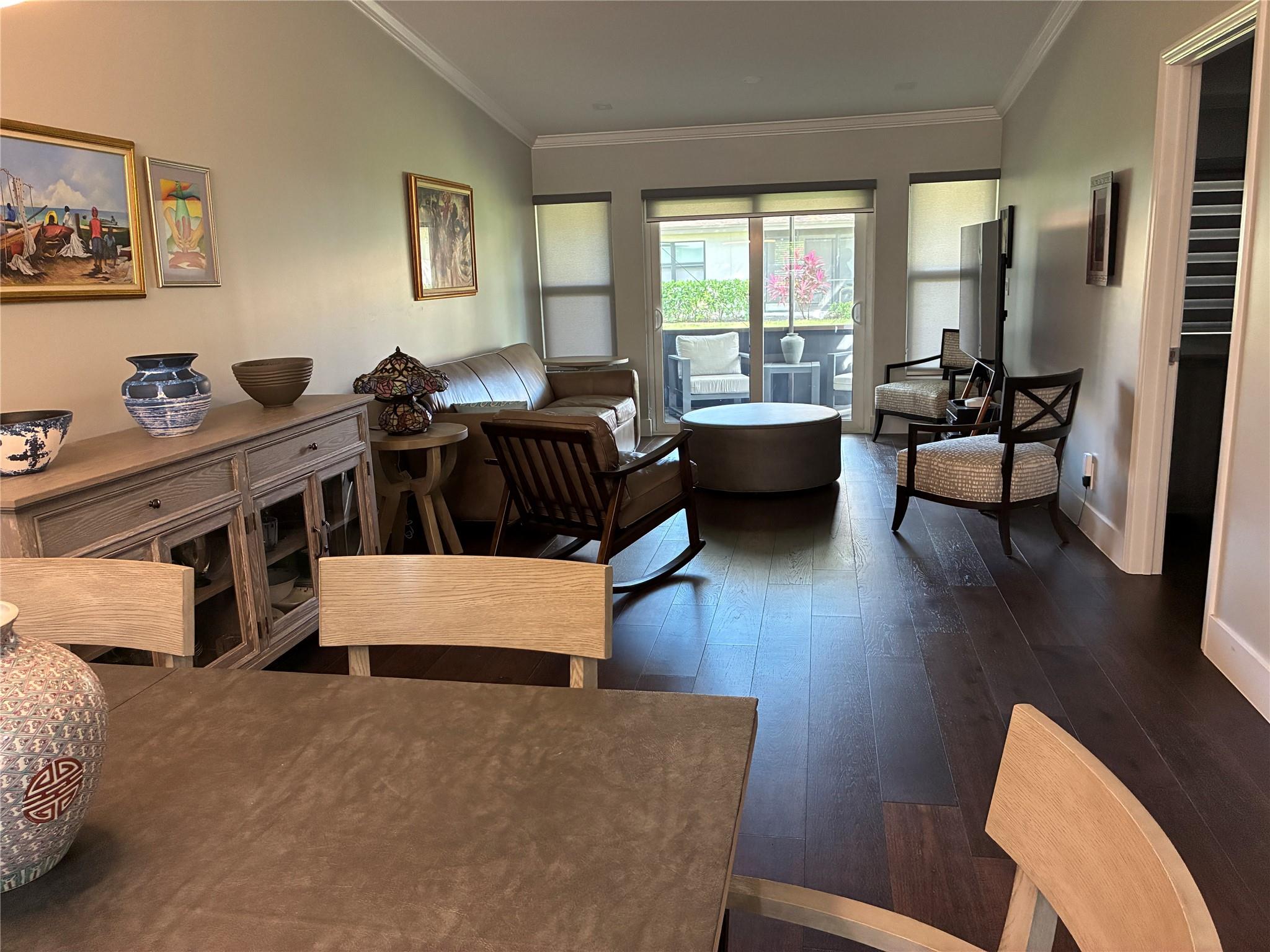 WHISPER WALK - Residential