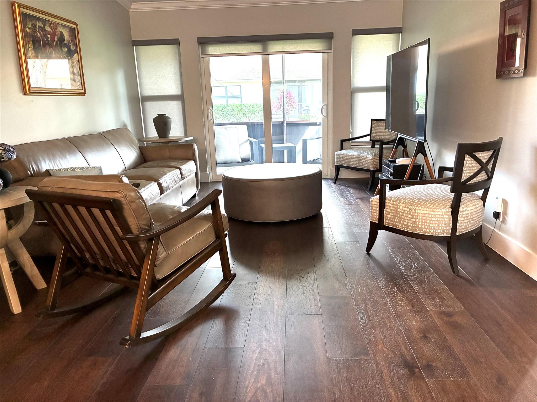 WHISPER WALK - Residential