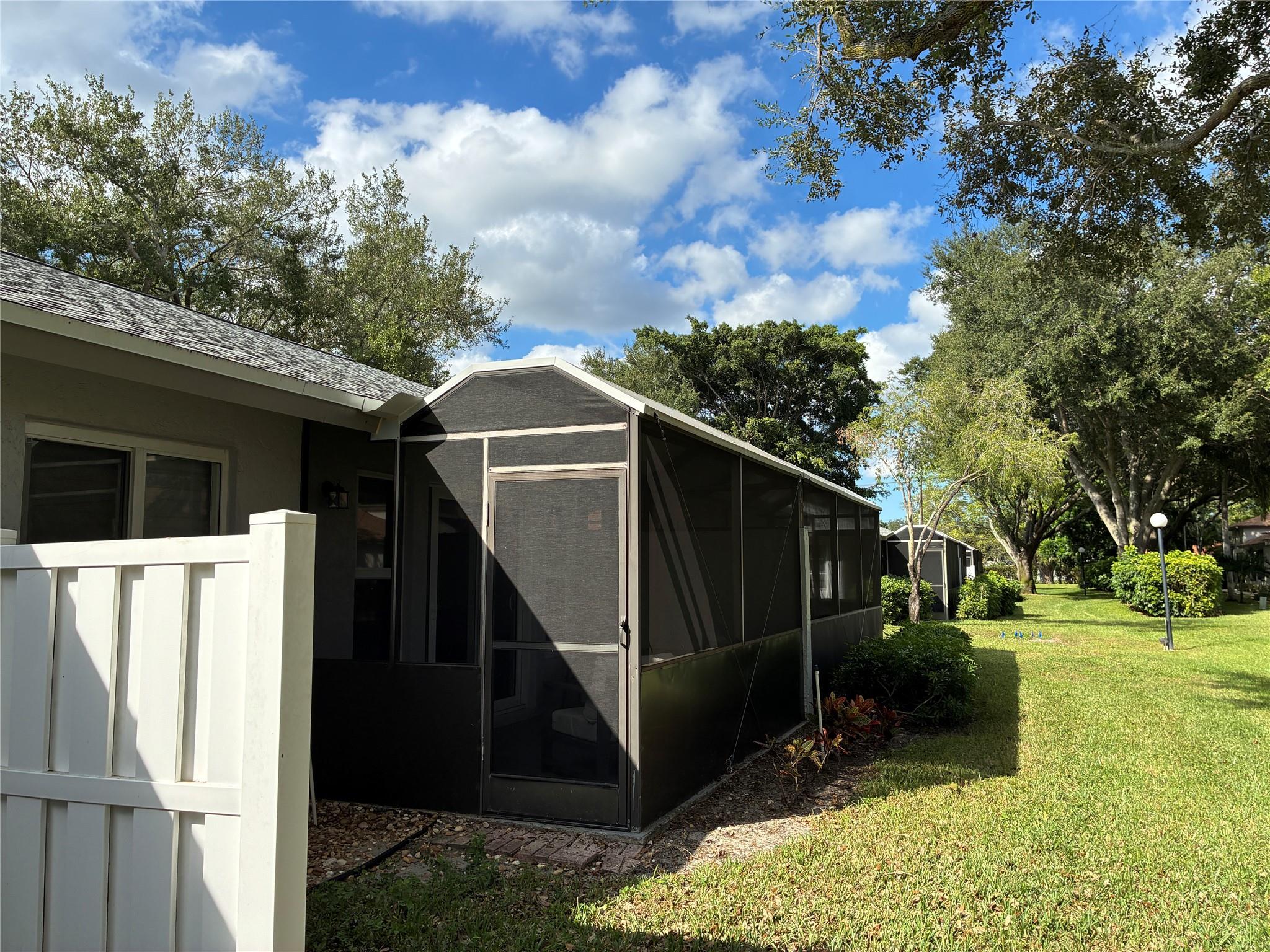 WHISPER WALK - Residential