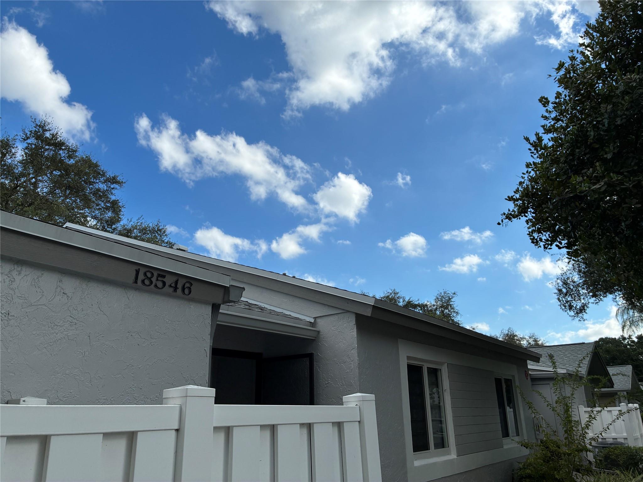 WHISPER WALK - Residential