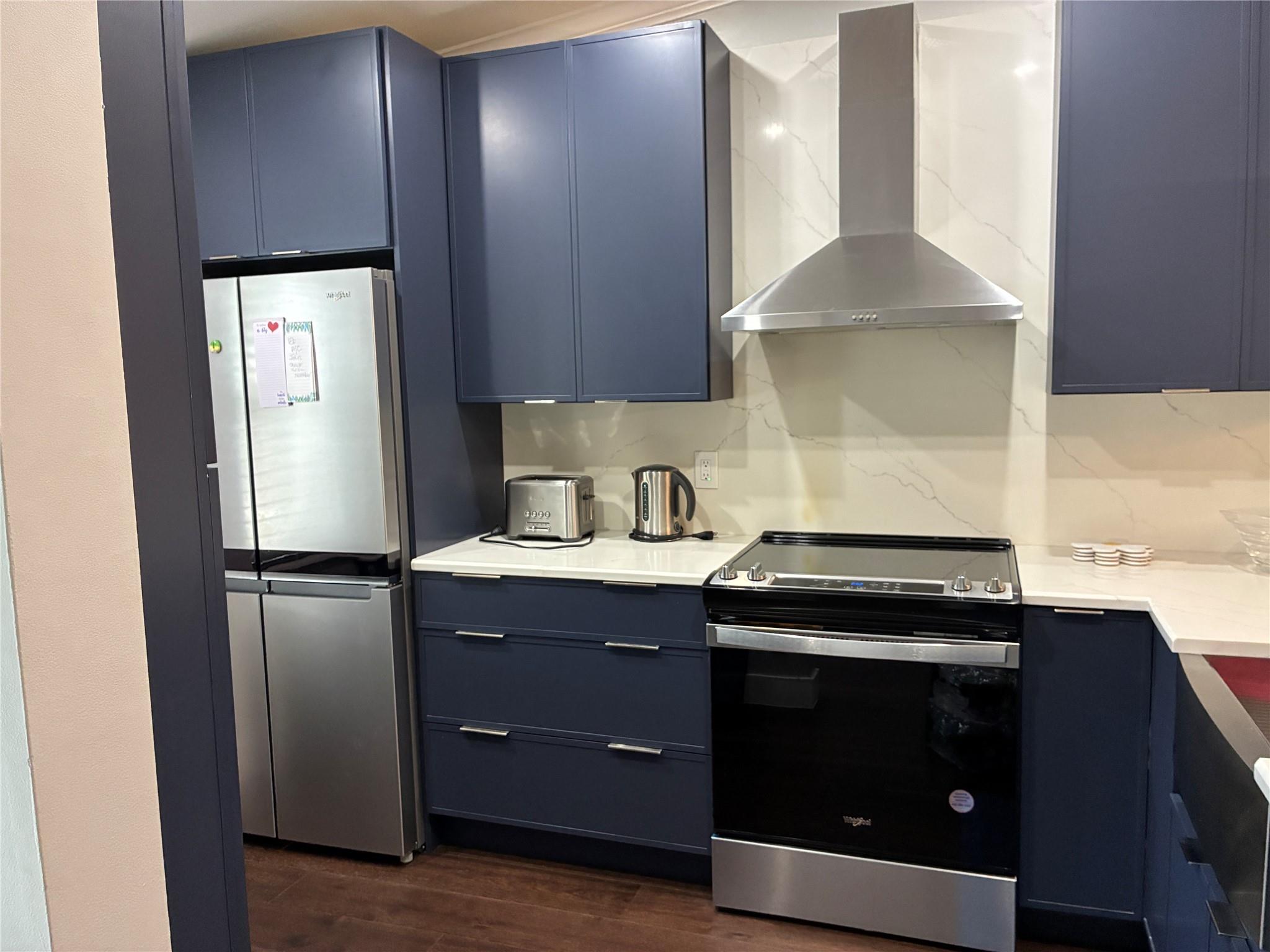 WHISPER WALK - Residential