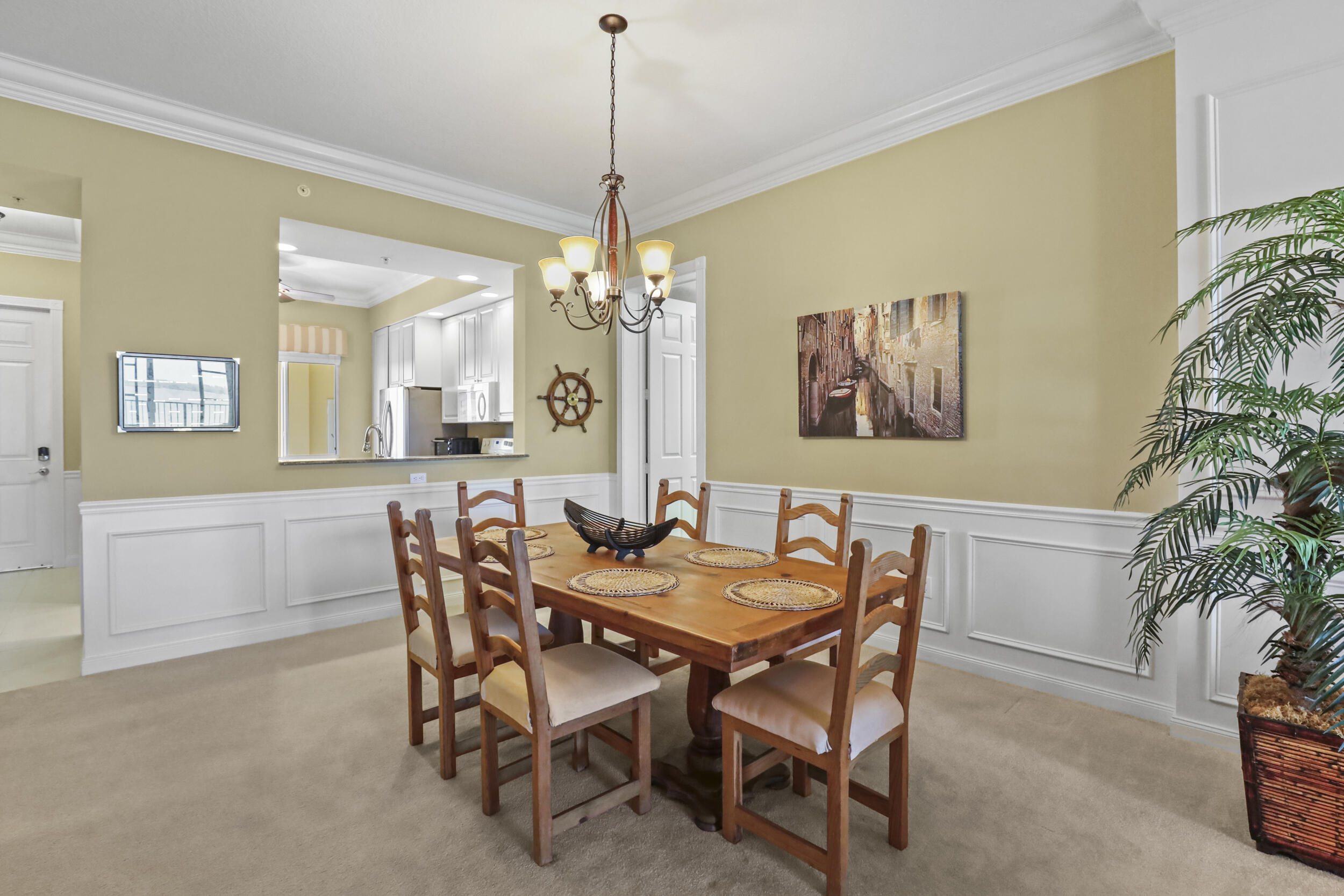 HARBOUR ISLE WEST - Residential