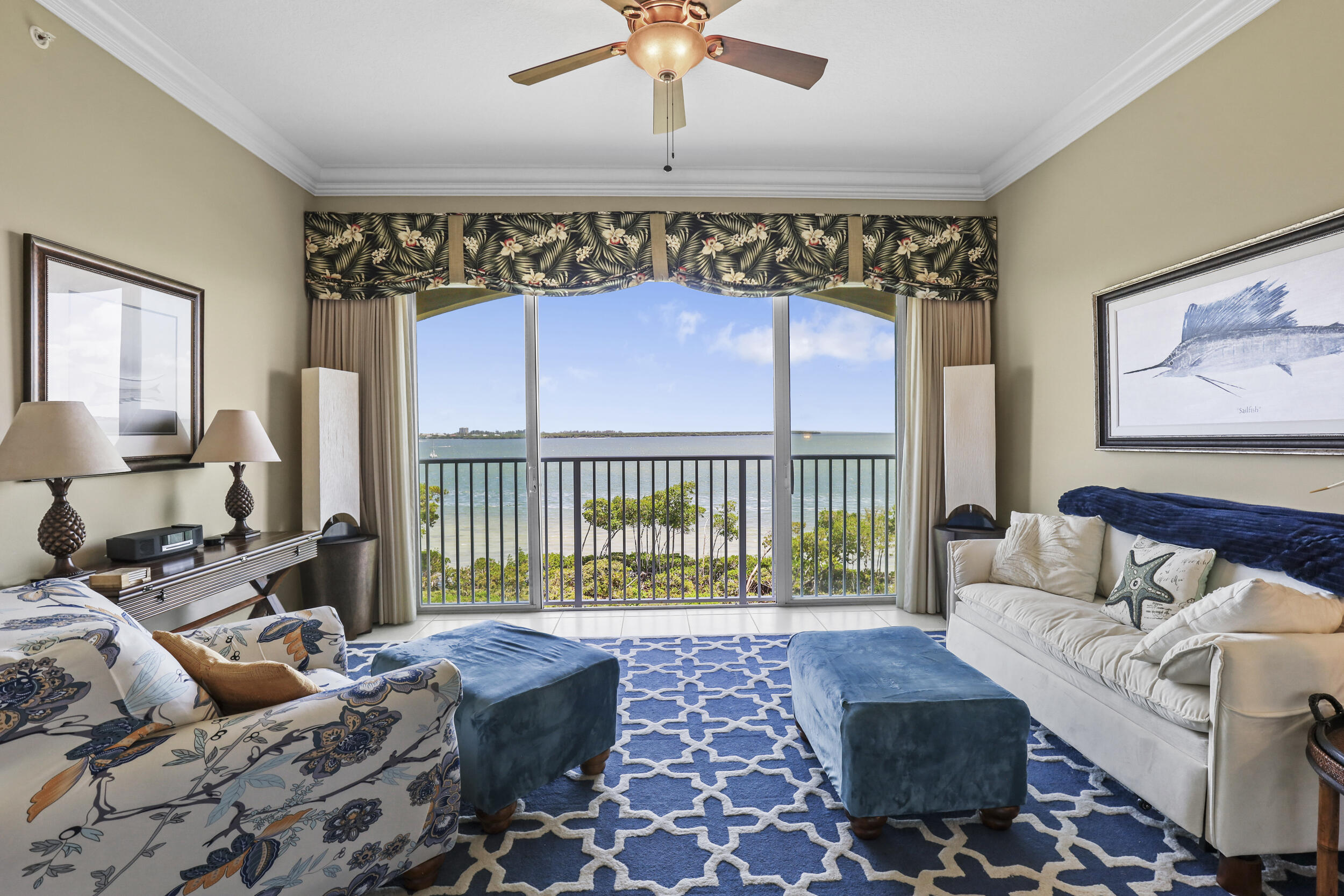 26 Harbour Isle Drive W Ph06