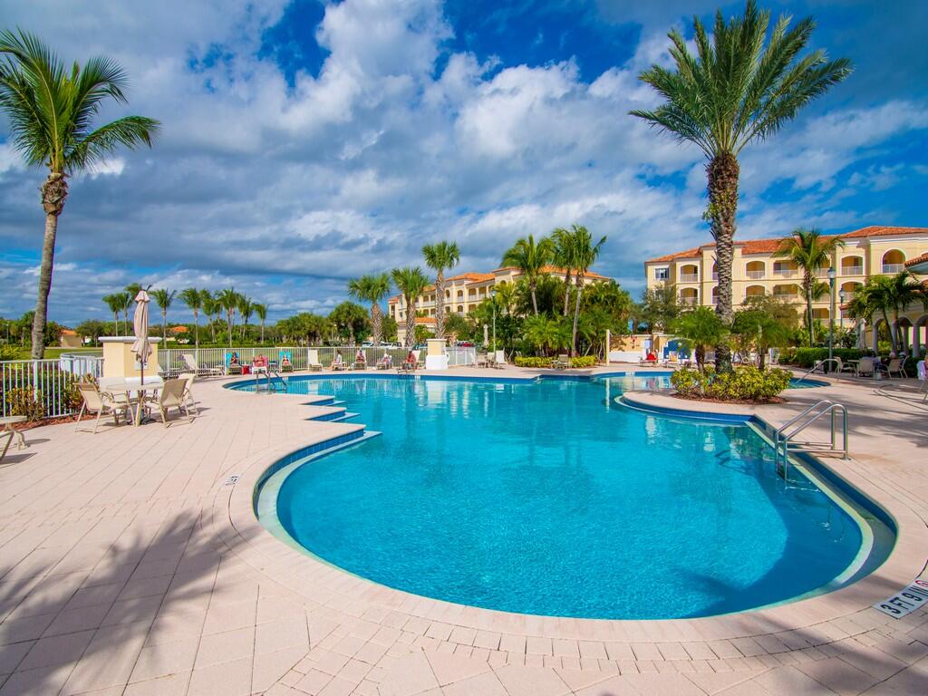 HARBOUR ISLE WEST - Residential