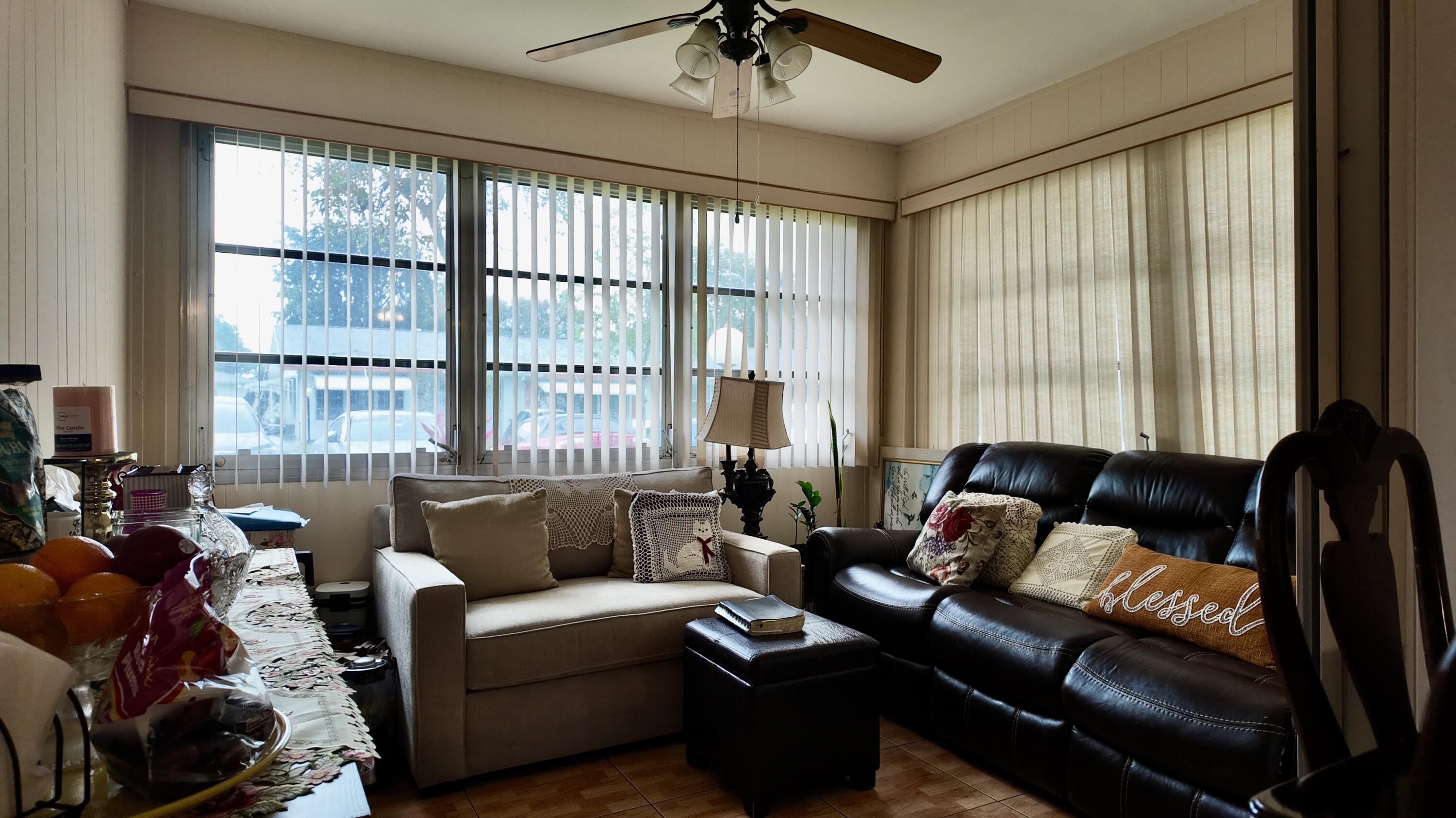 LAUDERDALE WEST CONDO NO IX - Residential