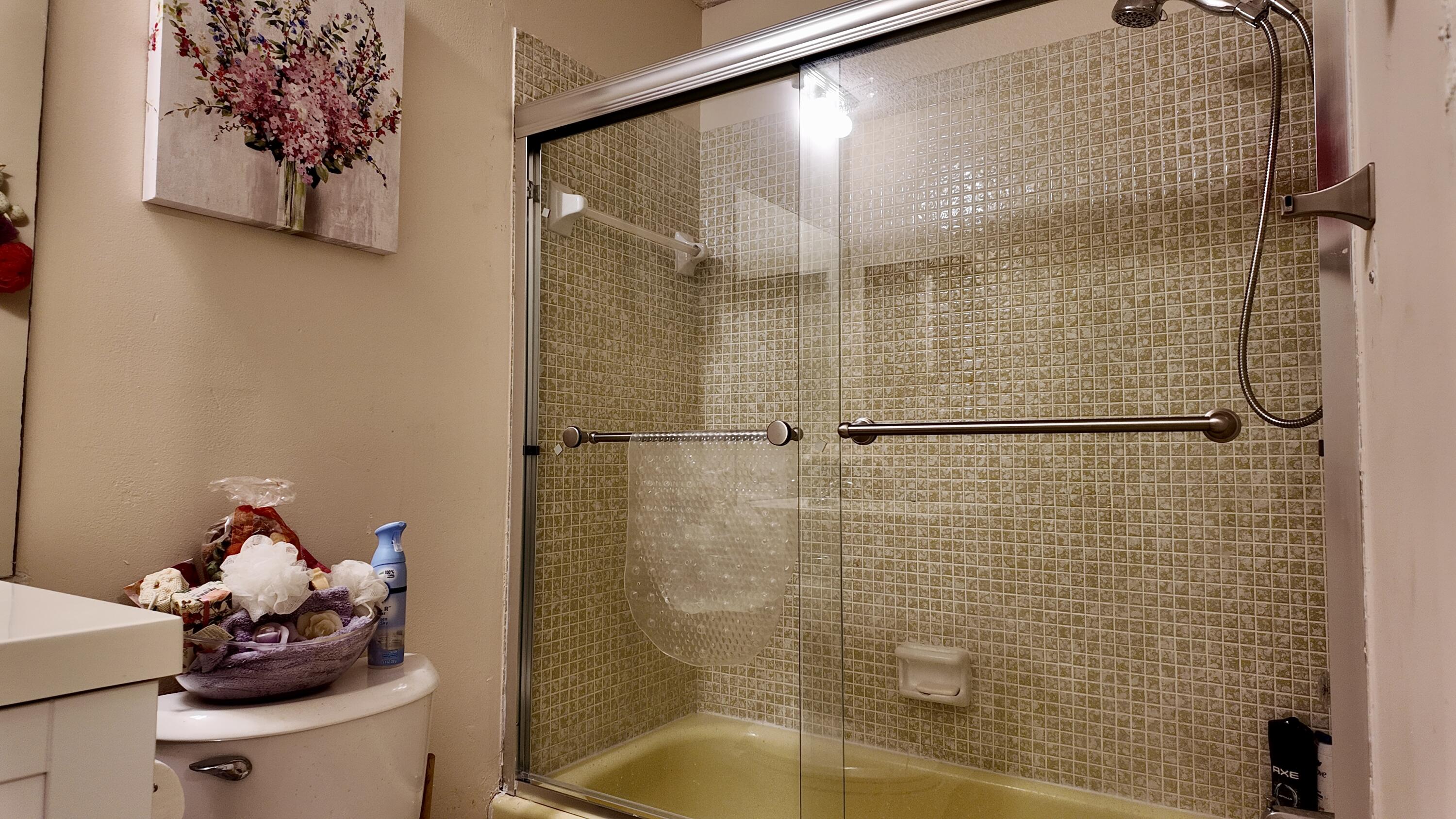 LAUDERDALE WEST CONDO NO IX - Residential