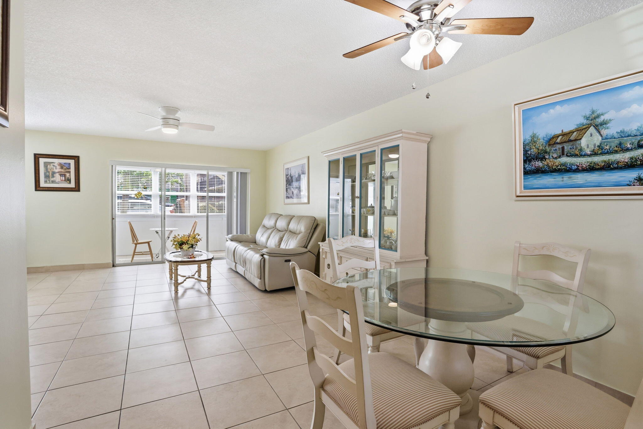 LAKESIDE VILLAGE CONDO 8 - Residential