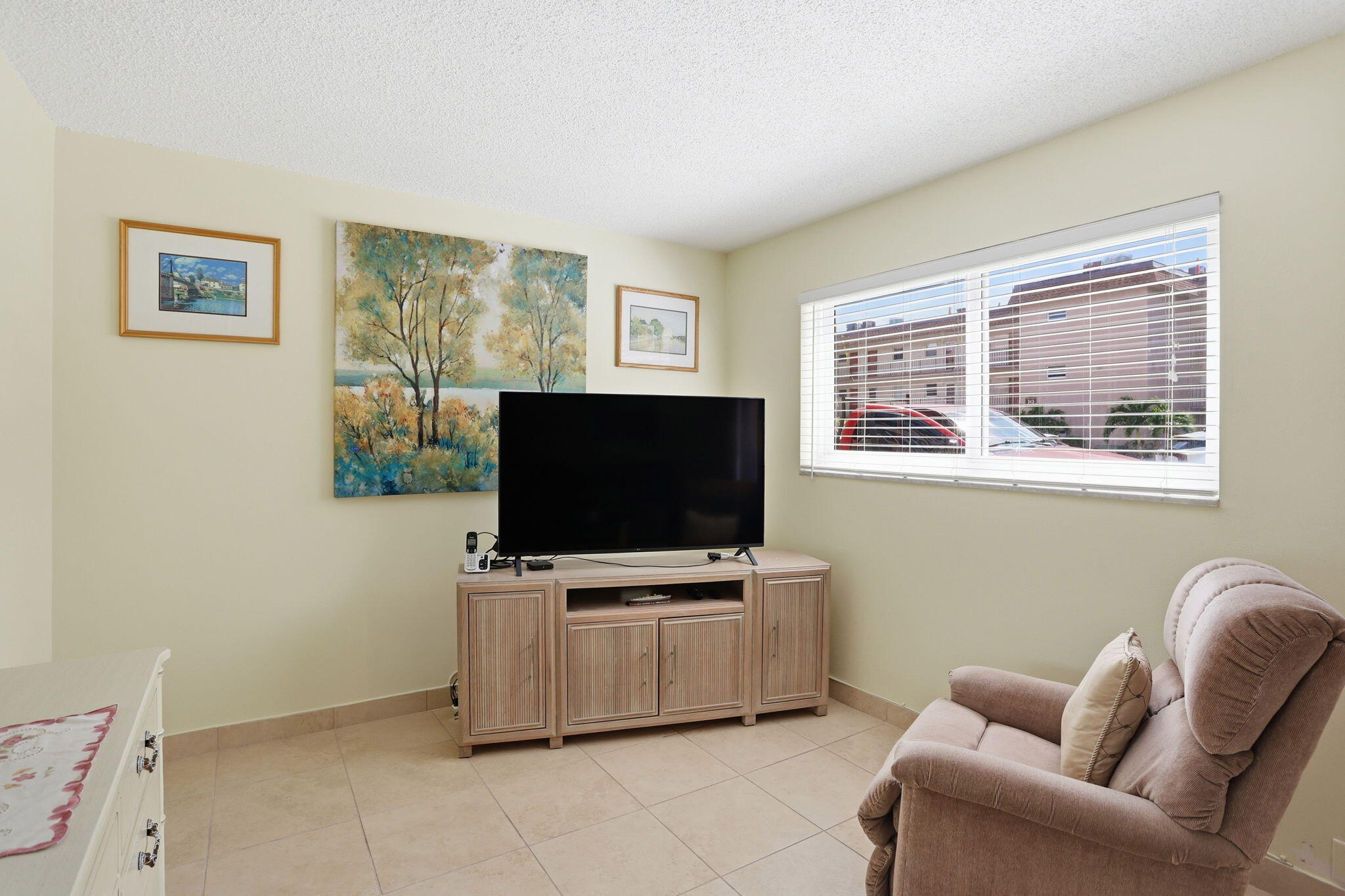 LAKESIDE VILLAGE CONDO 8 - Residential