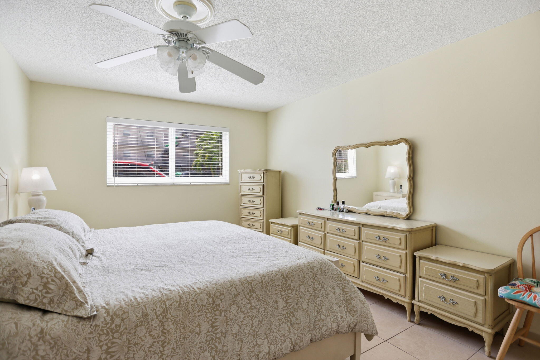 LAKESIDE VILLAGE CONDO 8 - Residential