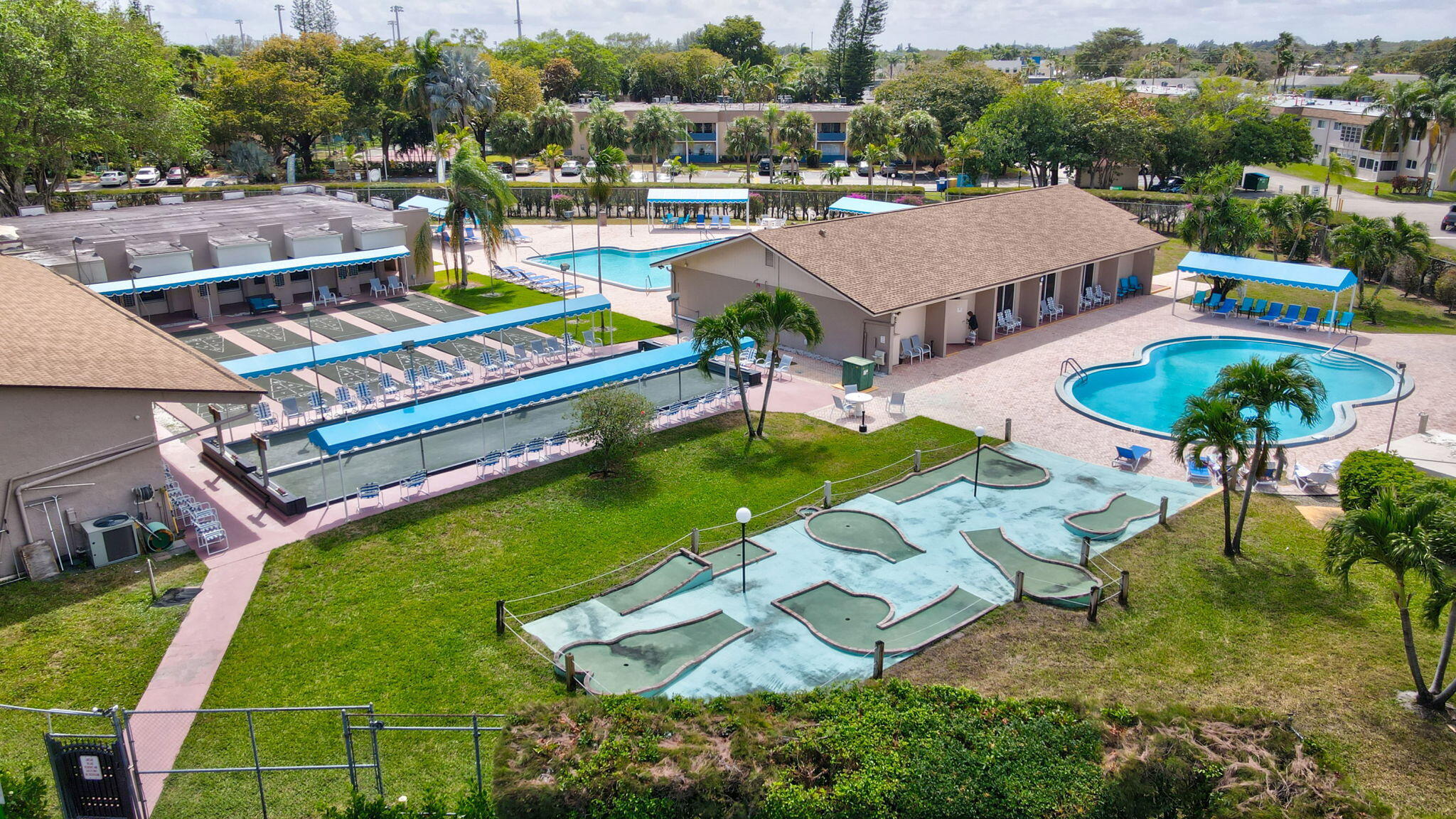 LAKESIDE VILLAGE CONDO 8 - Residential