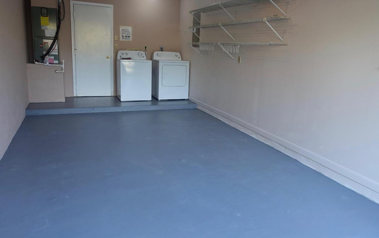 VILLAS AT SUNSET TRACE AT MARTIN DOWNS (AKA MARTIN - Residential Lease