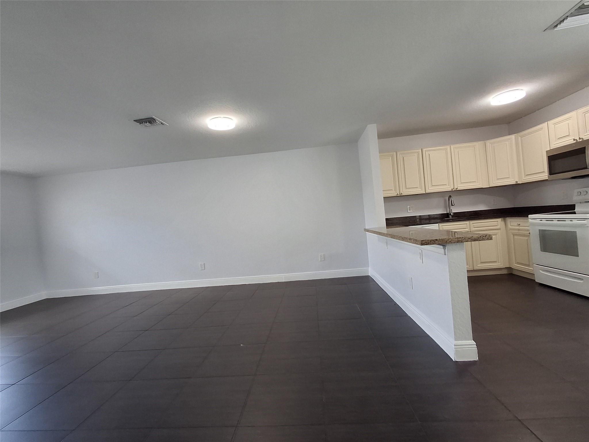 The Windings 70-44 B - Residential Lease