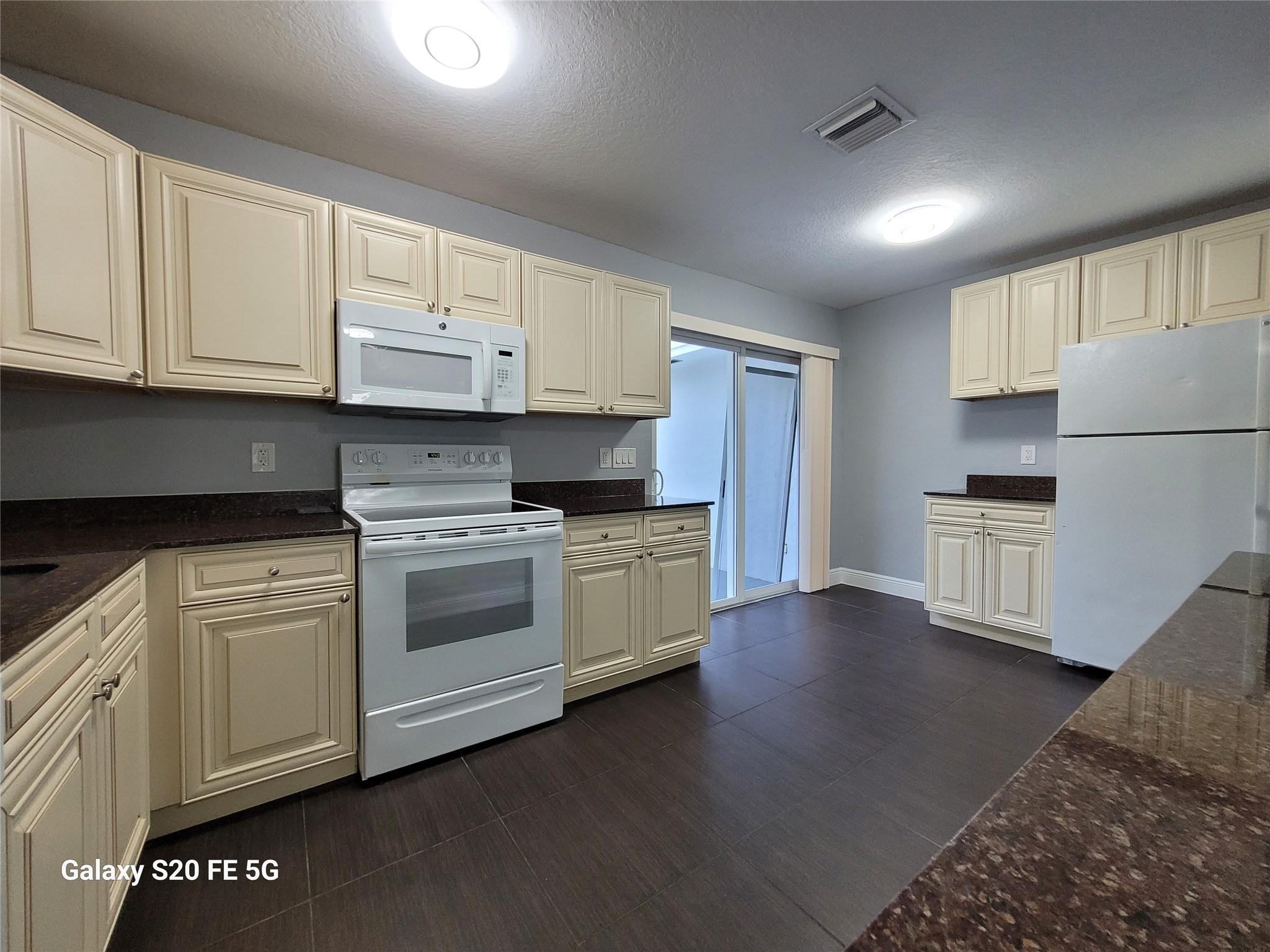 The Windings 70-44 B - Residential Lease