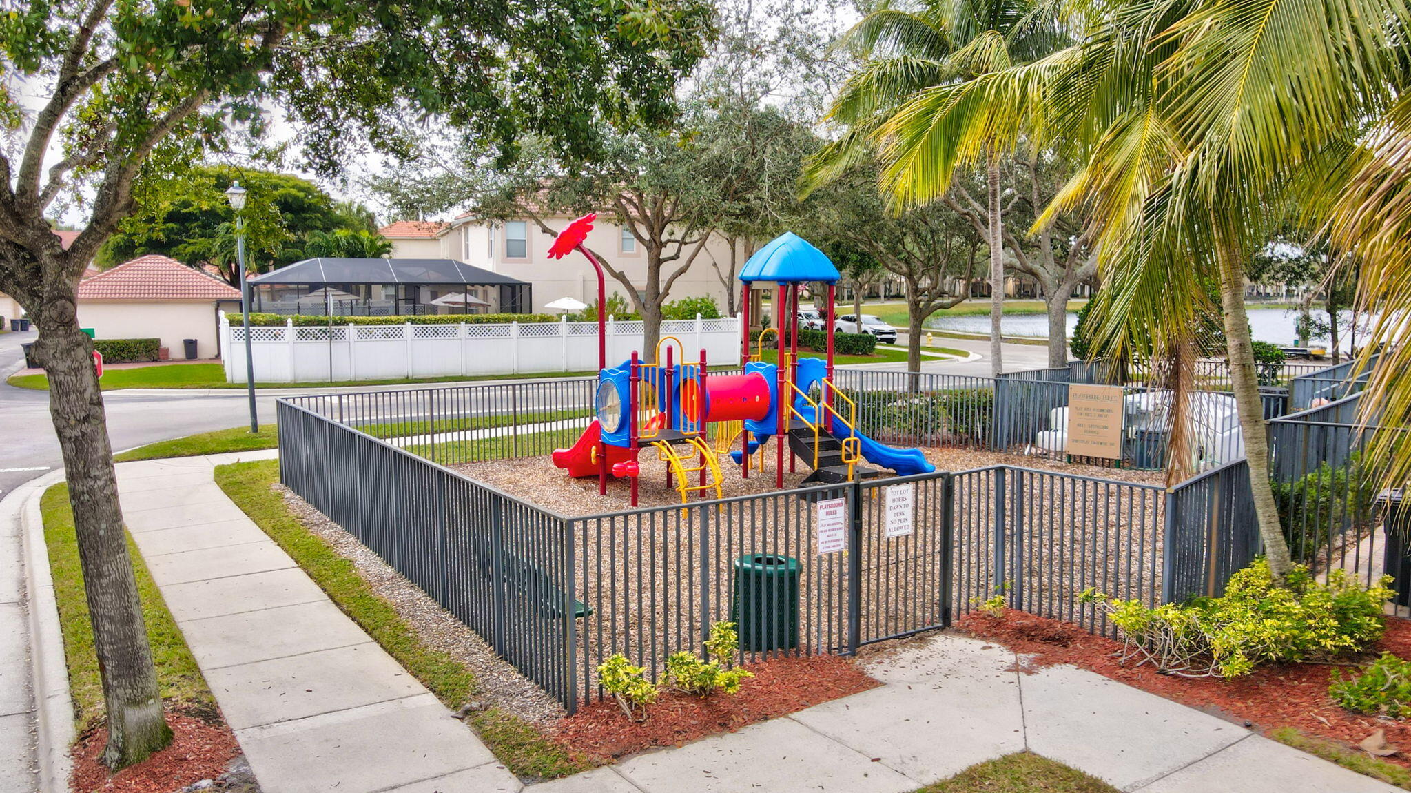 GABLES AT NORTHLAKE 1 - Residential