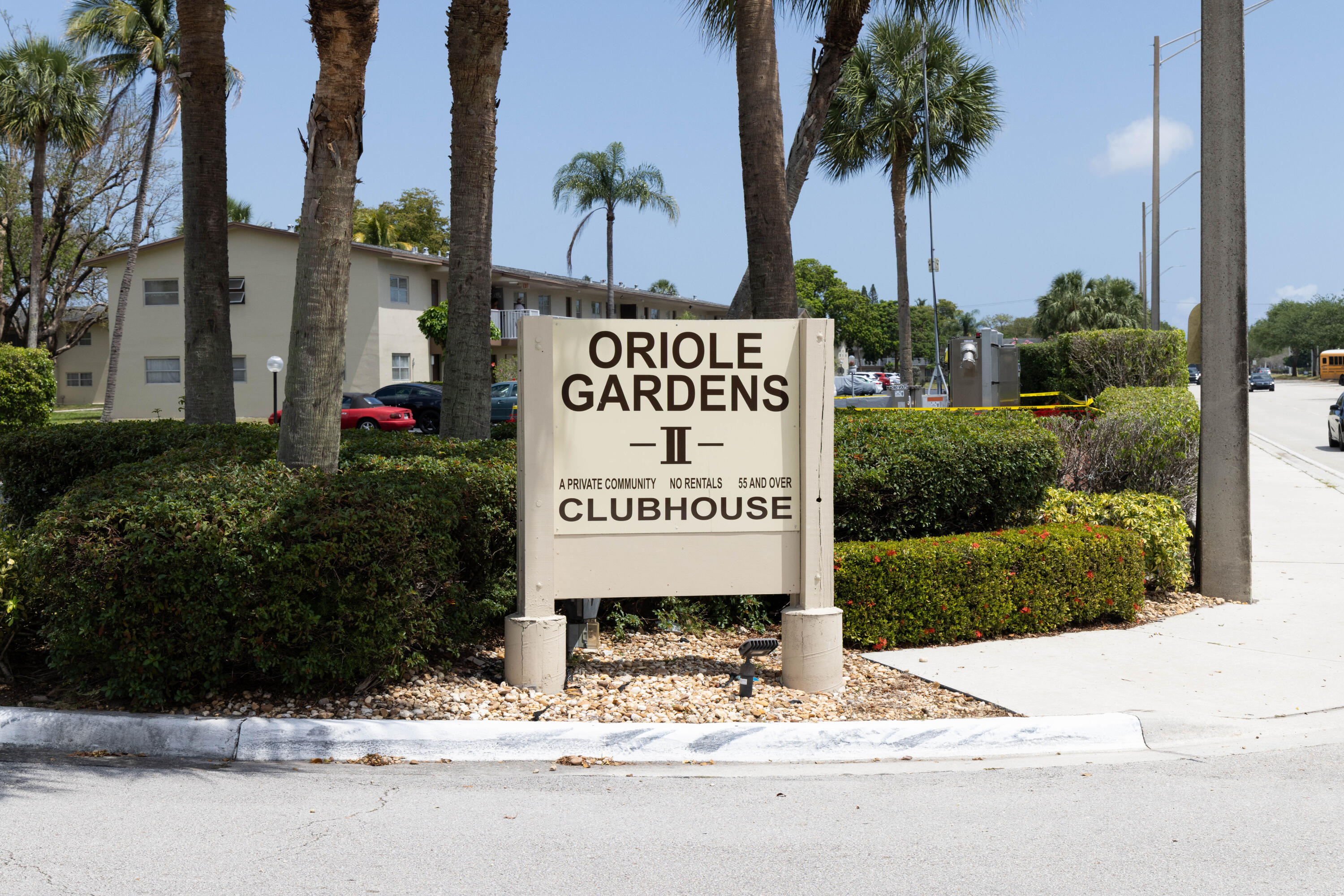 ORIOLE GARDENS TWO 52 CONDO - Residential