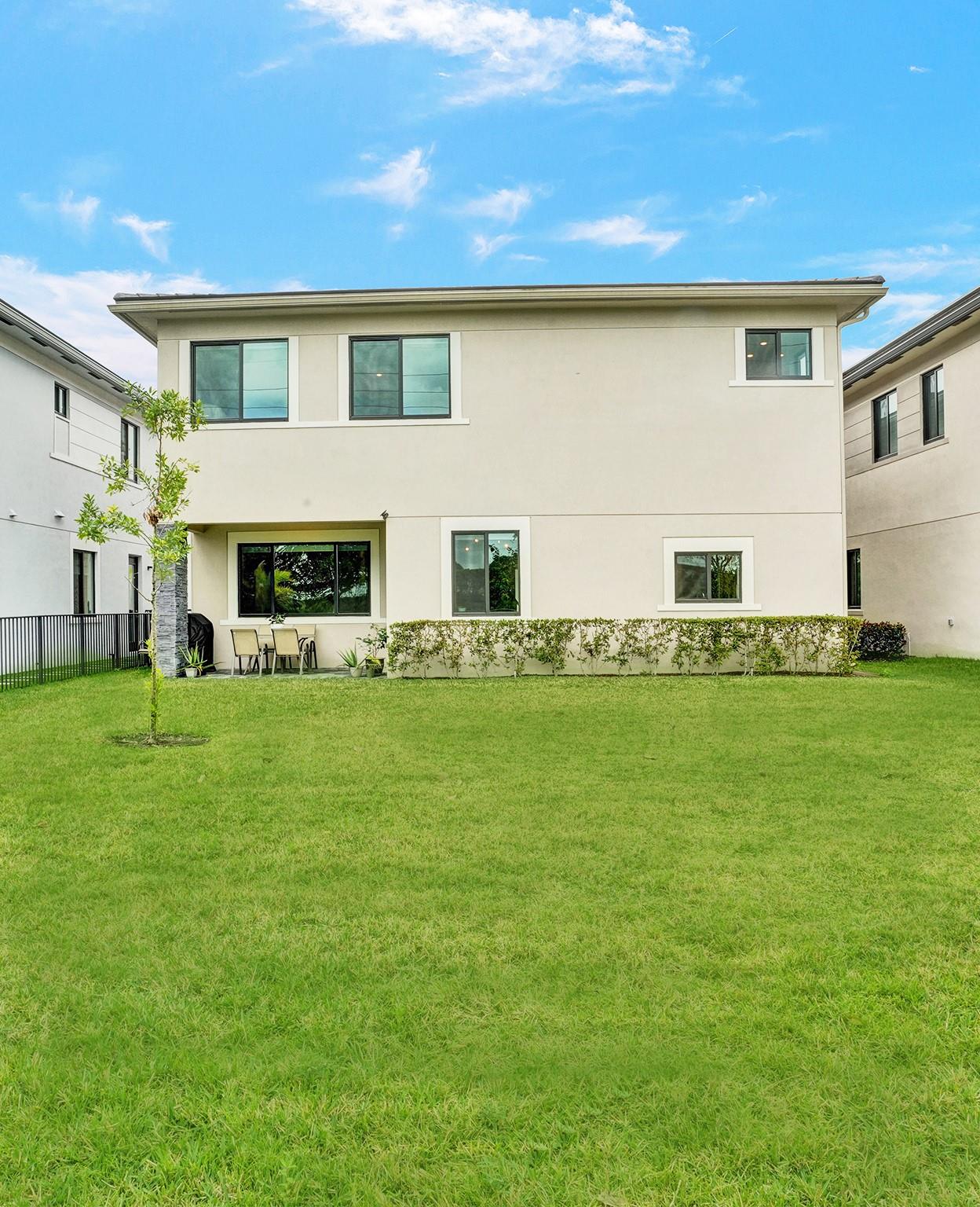 Cascata at Miralago - Residential