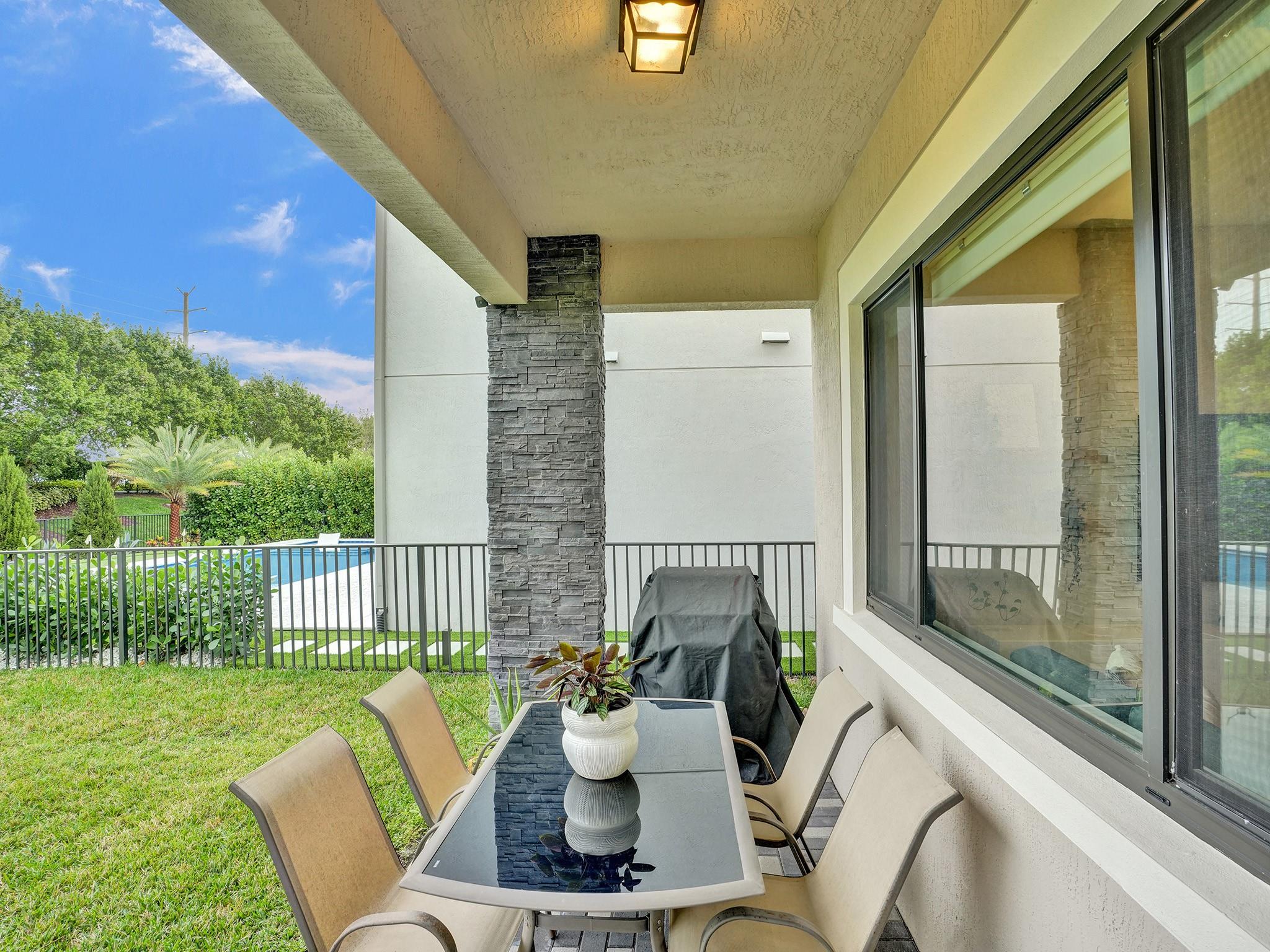 Cascata at Miralago - Residential