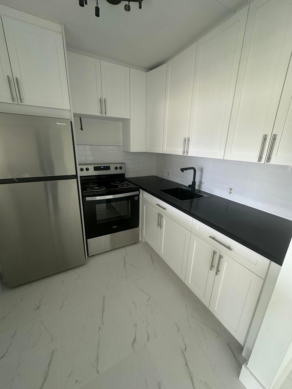 Photo of 205 MANSFIELD Way E, Boca Raton, FL 33434 (MLS # B26068330)