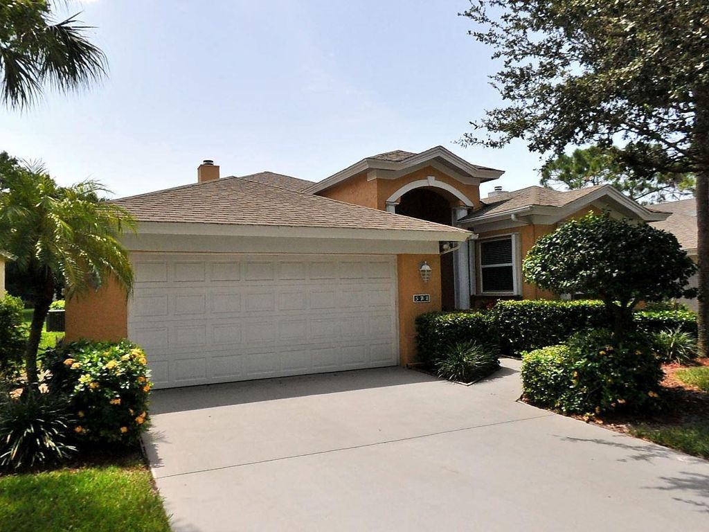 Photo of 572 NW Montevina Drive, Port Saint Lucie, FL 34986 (MLS # R11004136)