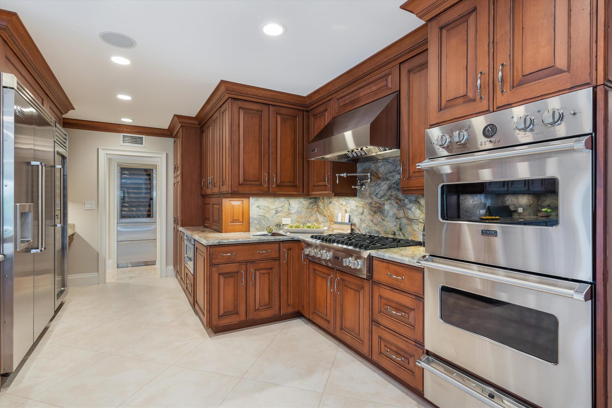 CORAL RIDGE COUNTRY CLUB - Residential