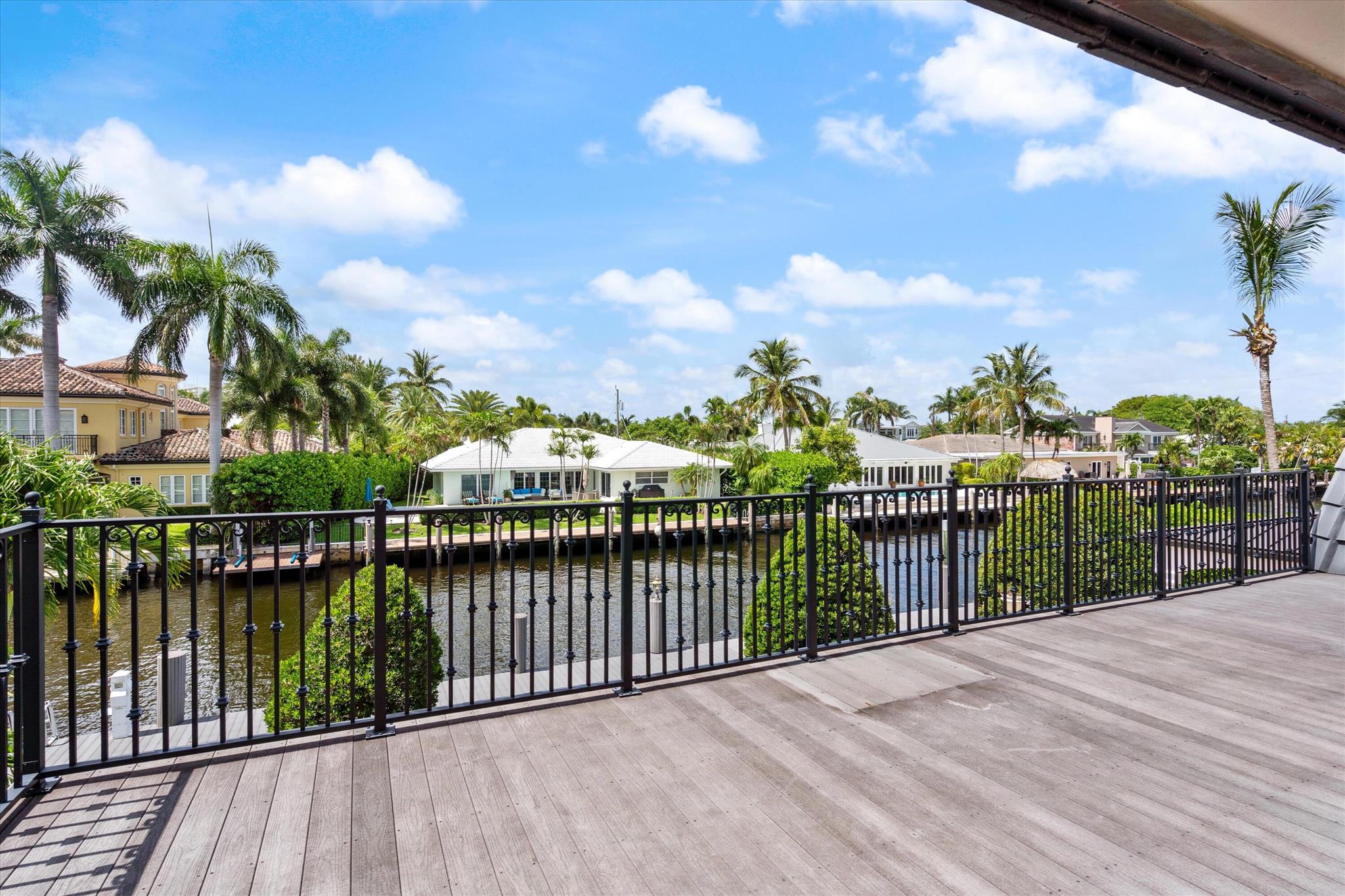 CORAL RIDGE COUNTRY CLUB - Residential