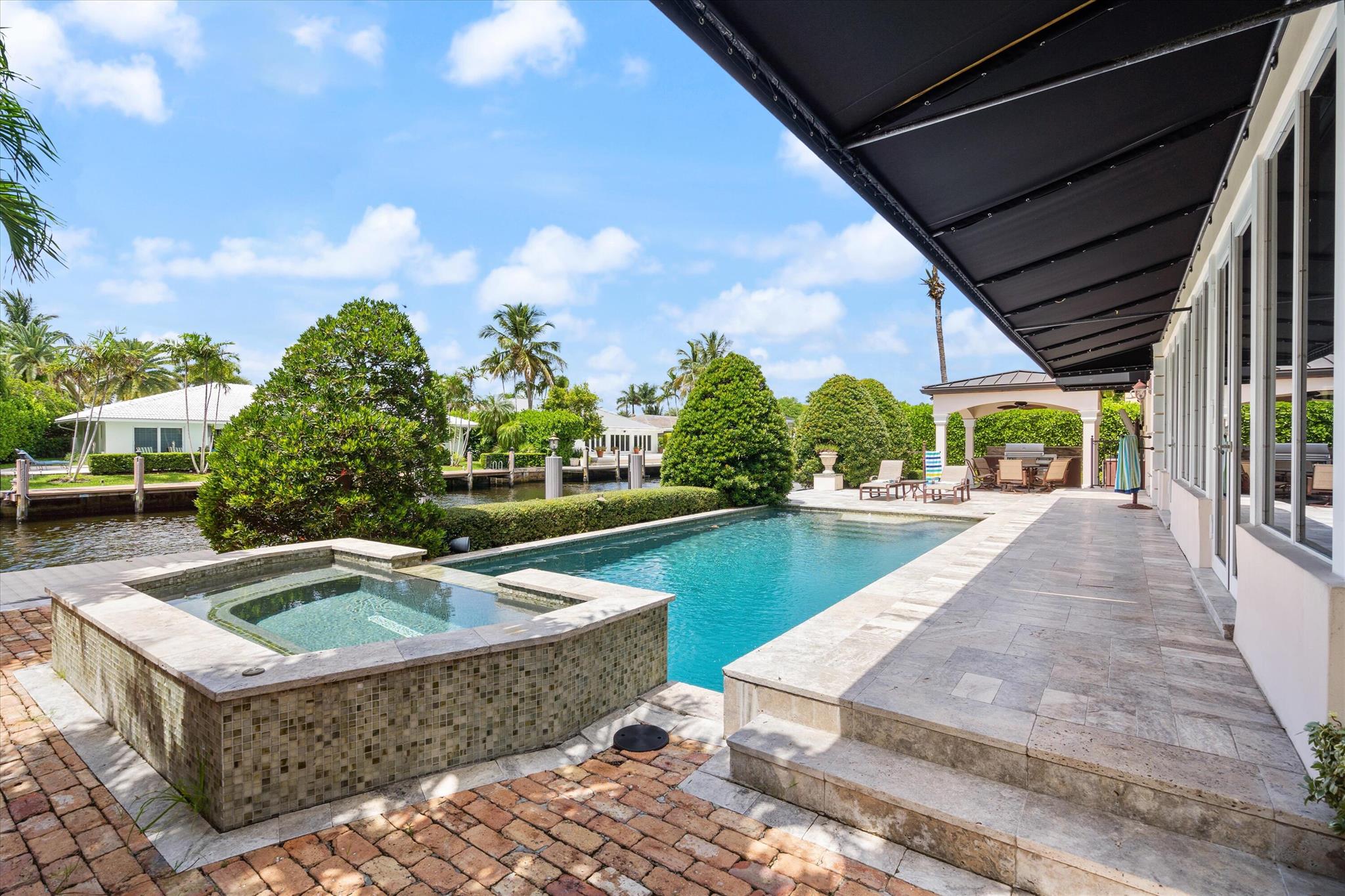 CORAL RIDGE COUNTRY CLUB - Residential