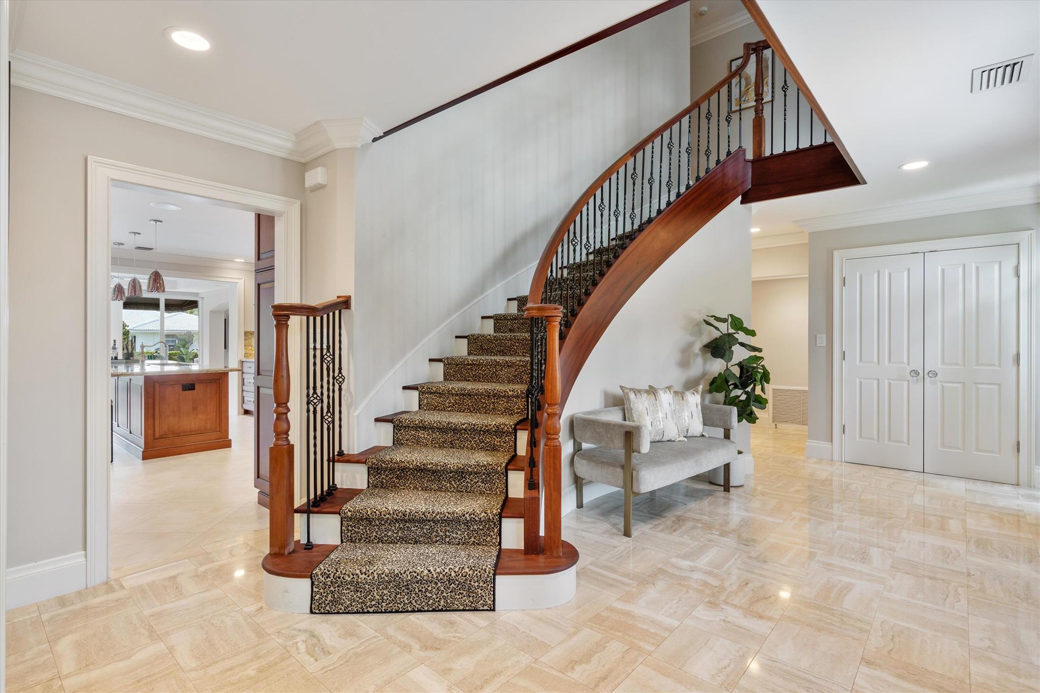 CORAL RIDGE COUNTRY CLUB - Residential