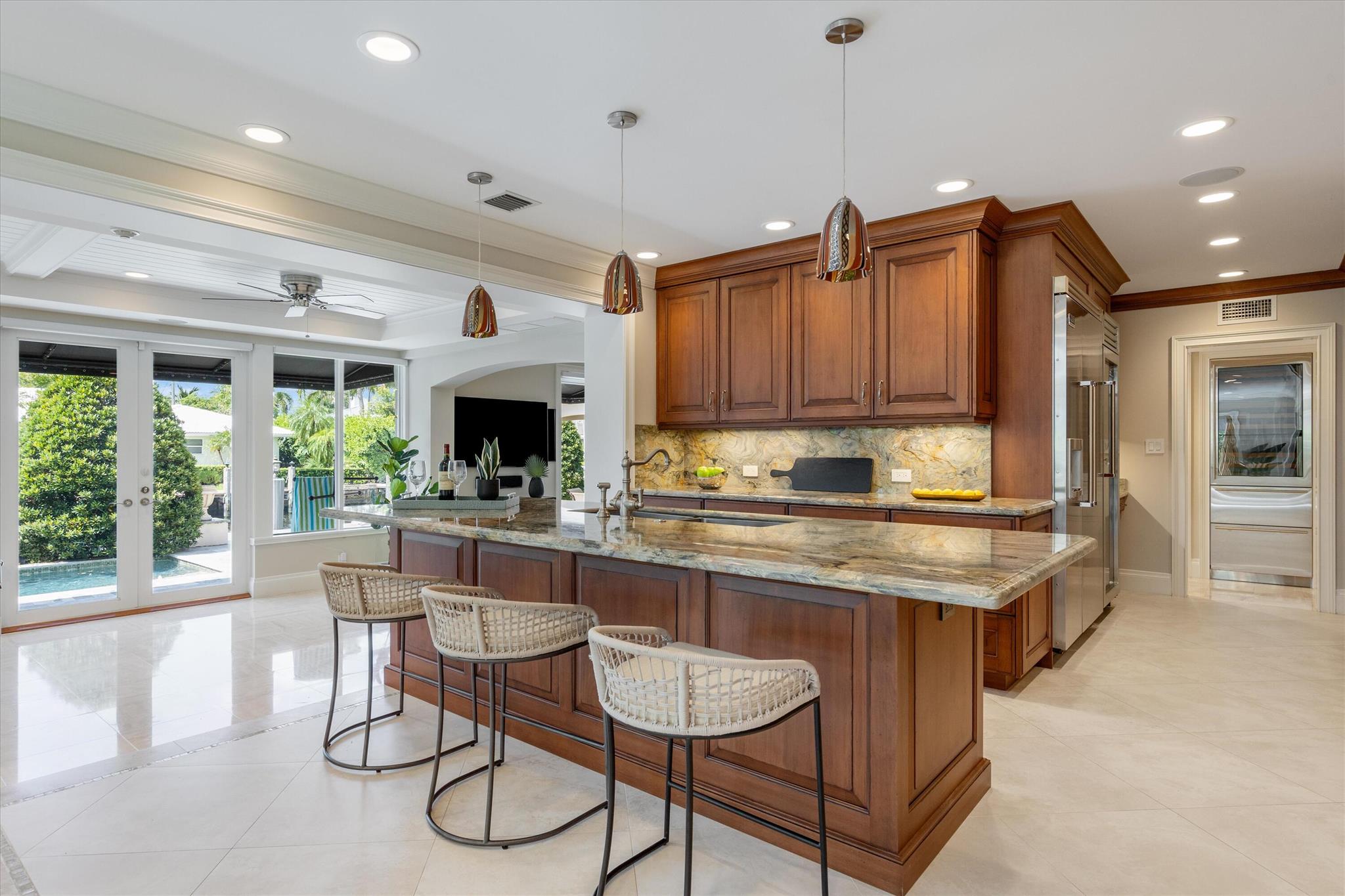 CORAL RIDGE COUNTRY CLUB - Residential