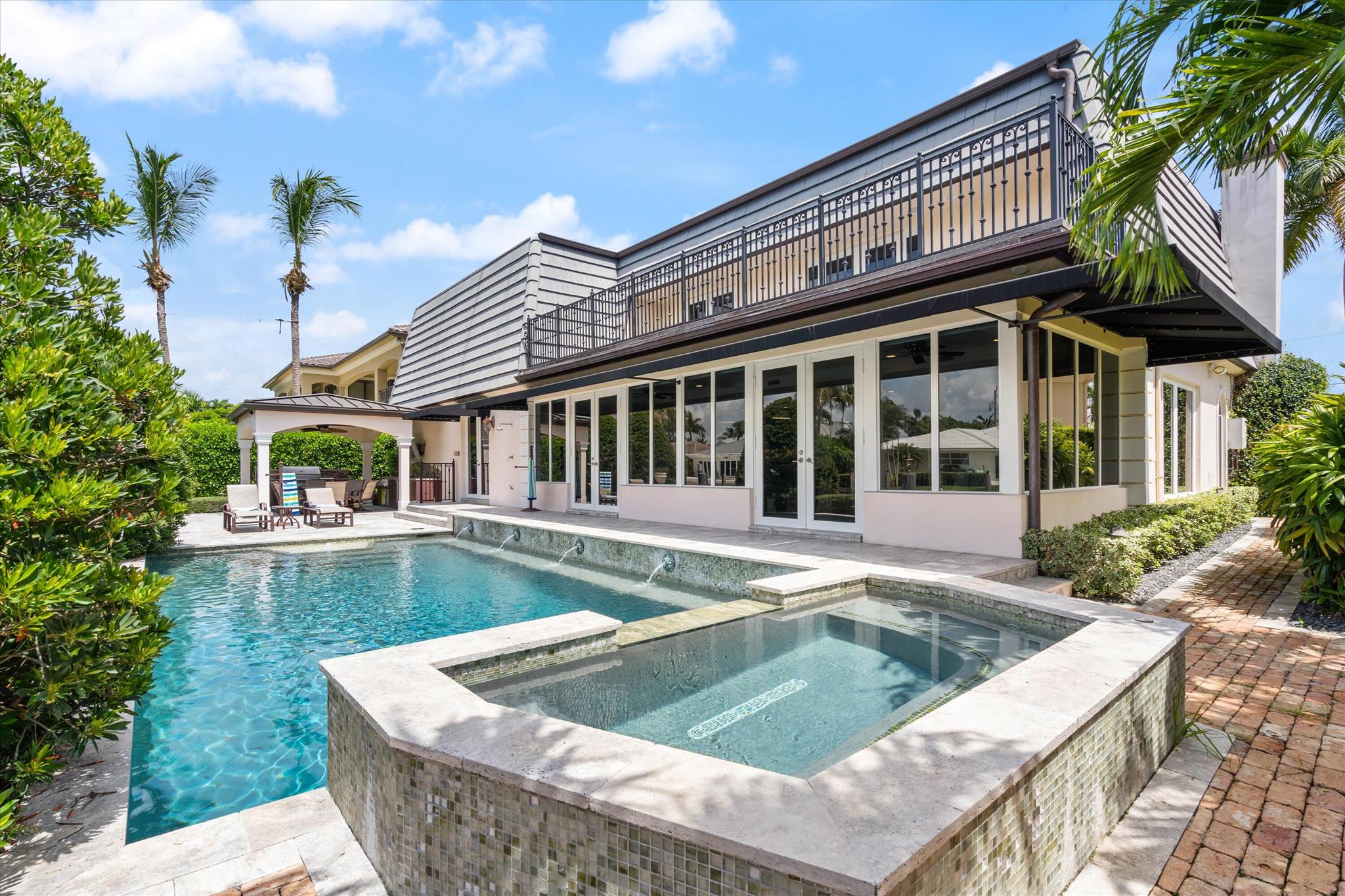 CORAL RIDGE COUNTRY CLUB - Residential