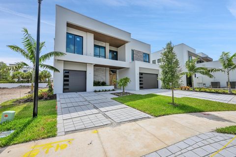 16686 Mosaic Place Delray Beach FL 33446