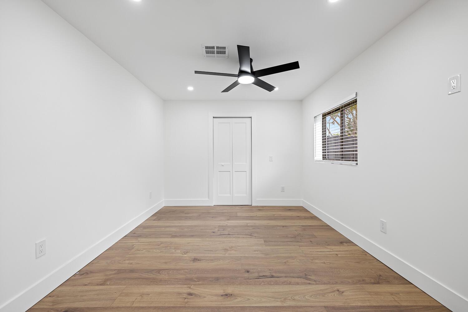 SEACREST ESTATES - Residential