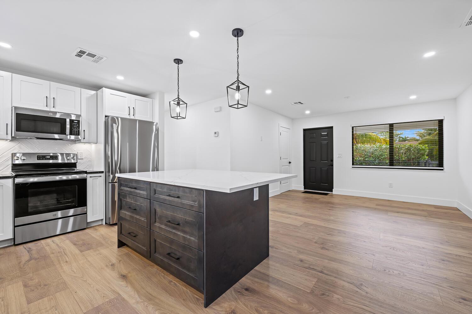 SEACREST ESTATES - Residential