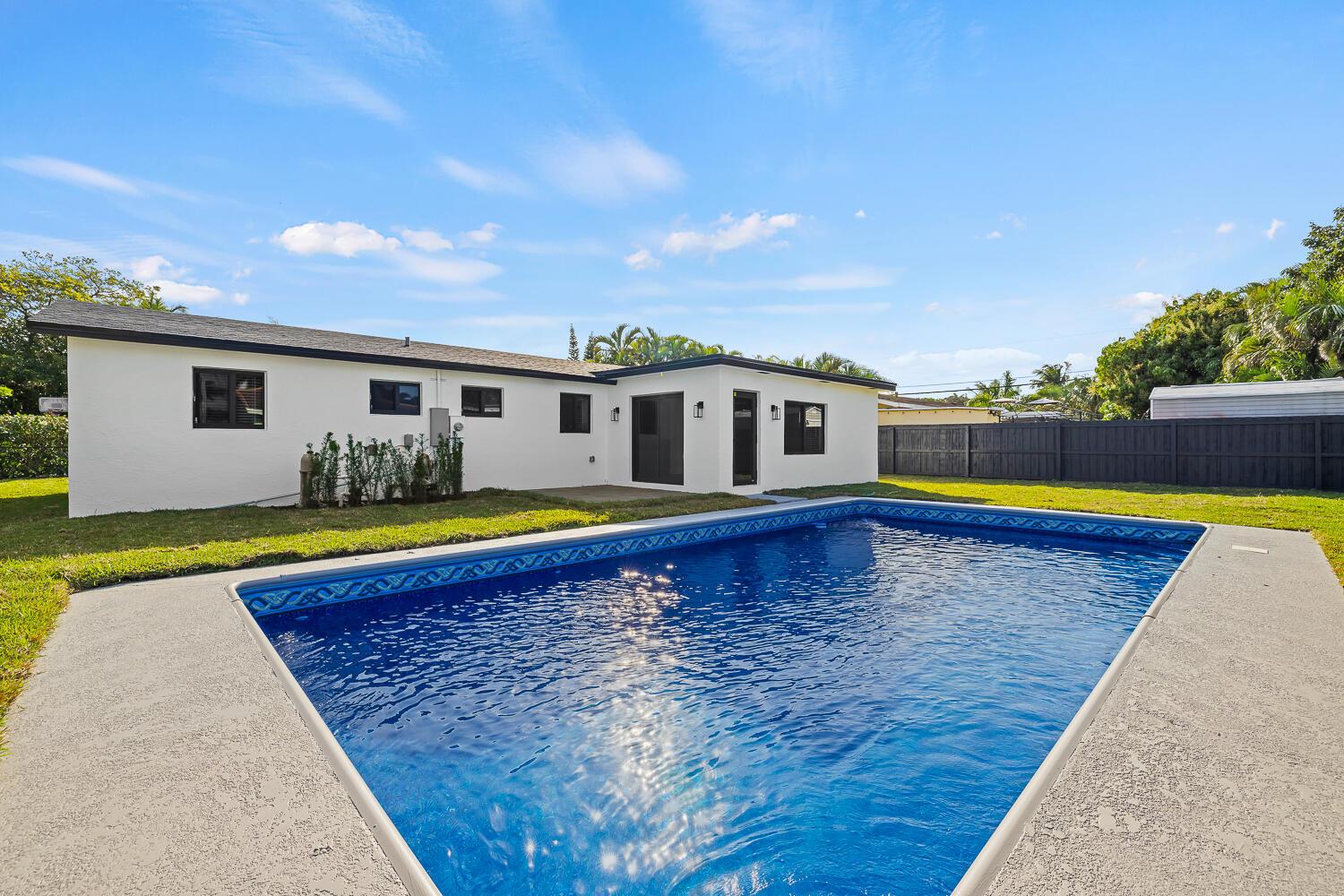 SEACREST ESTATES - Residential