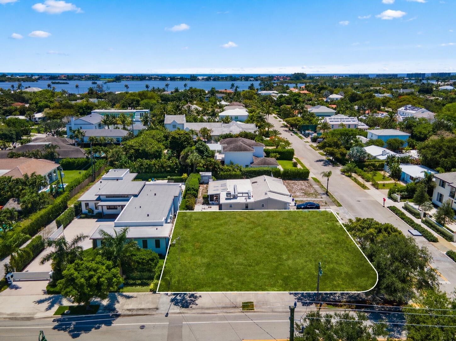 MIRAMAR SHORES - Residential