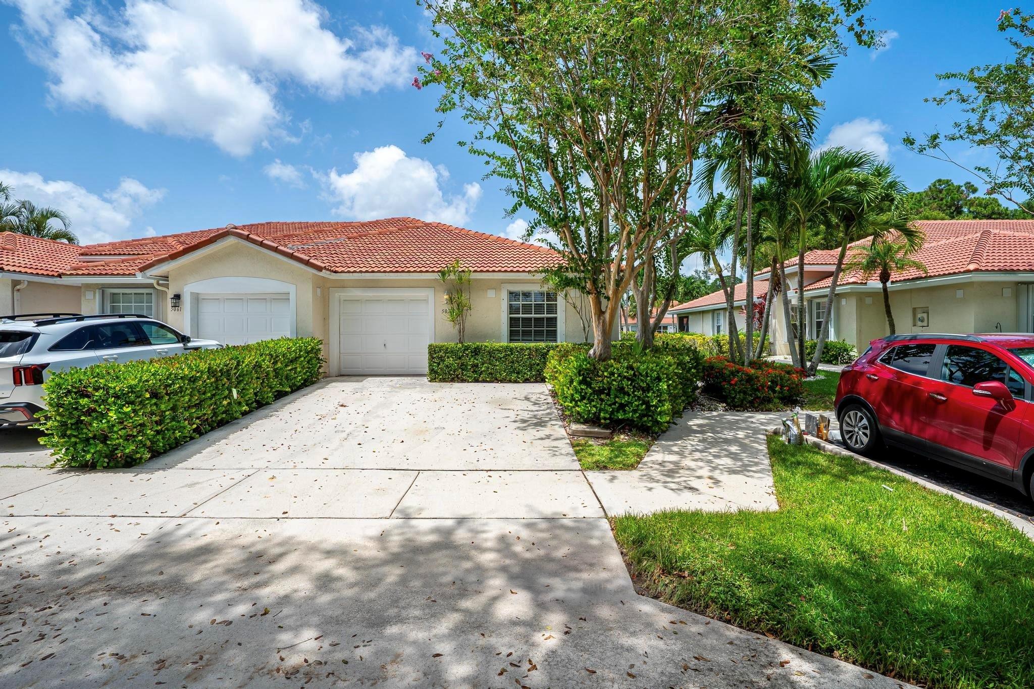 Bright & Open, Well Maintained Lake Facing 3 Bedroom 2 Bathroom Corner Villa in the Heart of Delray! Split Floor Plan with High Vaulted Ceilings huge Master/Primary Bedroom, dual Sink in the bathroom,, 2 walk-in Closets, his and hers. Open Kitchen overlooking the family room and the lake. No Carpet, newer AC, Separate laundry, Screened in Patio over looking the Gorgeous lake. 1 car Garage with and 2 car parking on the driveway & plenty of Guest Parking. Lush Landscaping. All-Ages, Pet Friendly, Gated Community of Sierra Vista offers Clubhouse, Community pool and Tennis courts along with Internet, Cable & Security. Low HOA. Minutes to downtown Atlantic Ave & the Beach! Close to all Shopping, Restaurants & Highways.