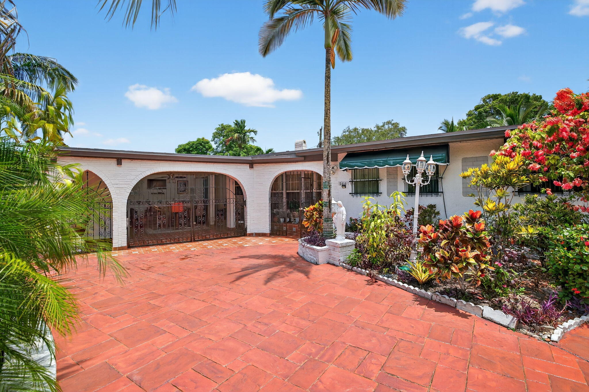 300 Florida Avenue