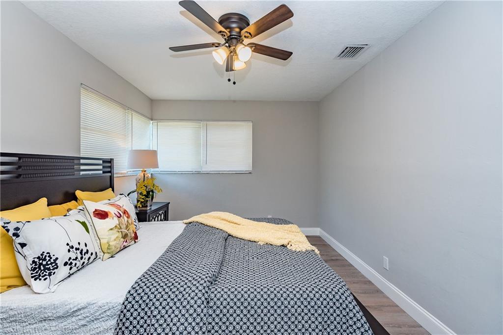 FLORESTA ESTATES - Residential