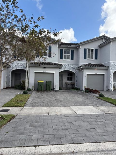 2606 SE 13th Street 2606 Homestead FL 33035