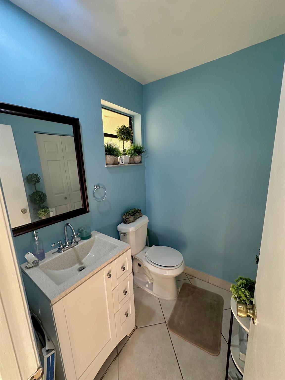 Townhomes of Inverrary - Residential