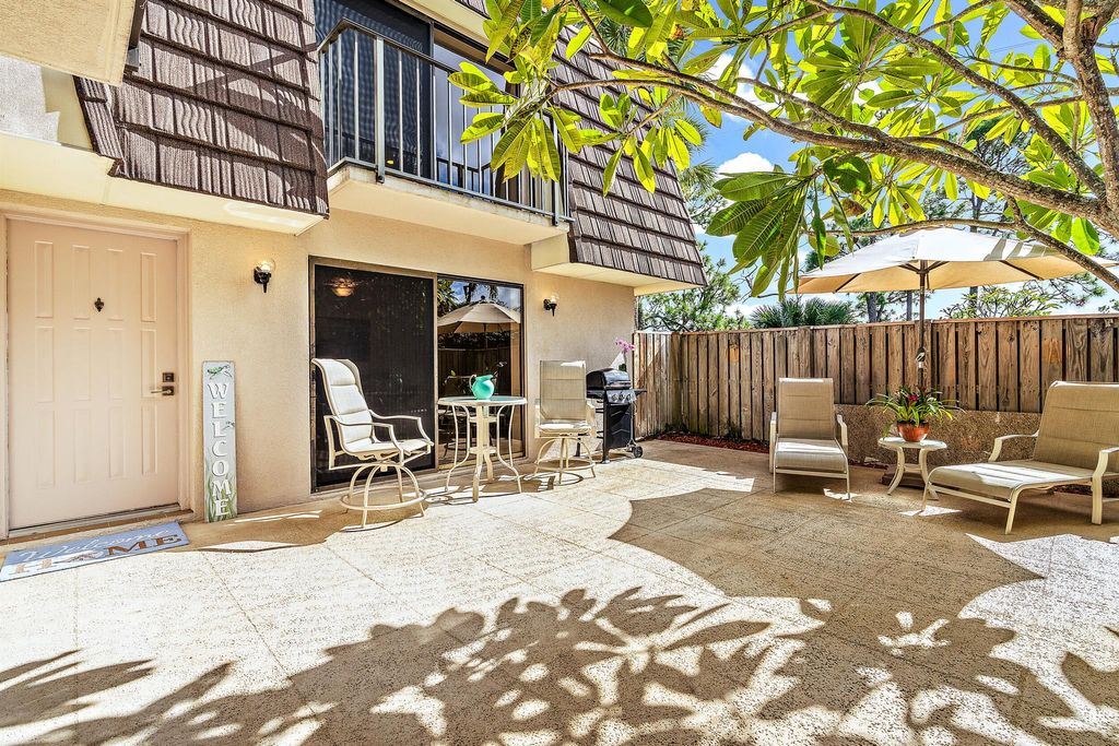 Photo of 2316 23rd Court, Jupiter, FL 33477 (MLS # R11127446)