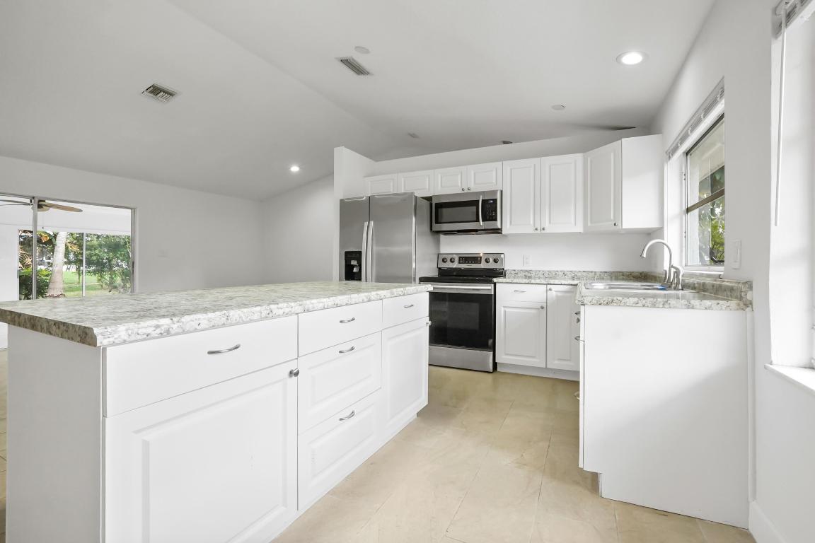 LAKEWOOD PARK - Residential