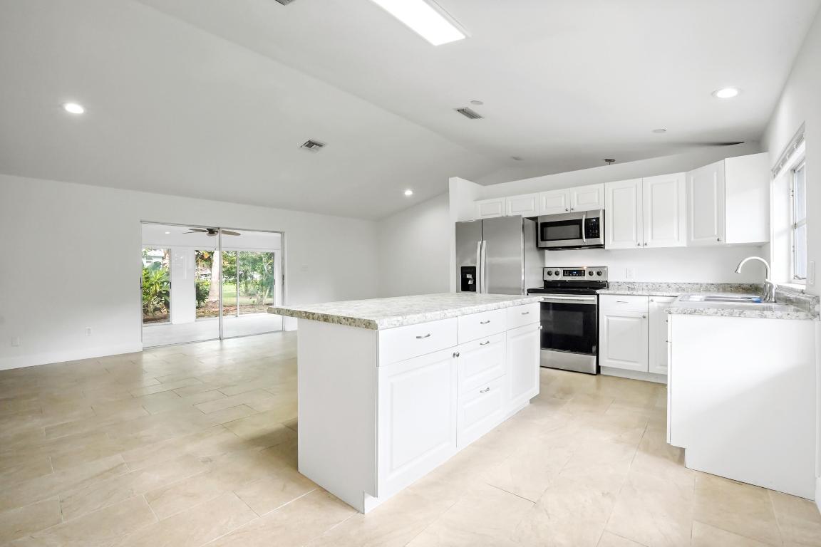 LAKEWOOD PARK - Residential