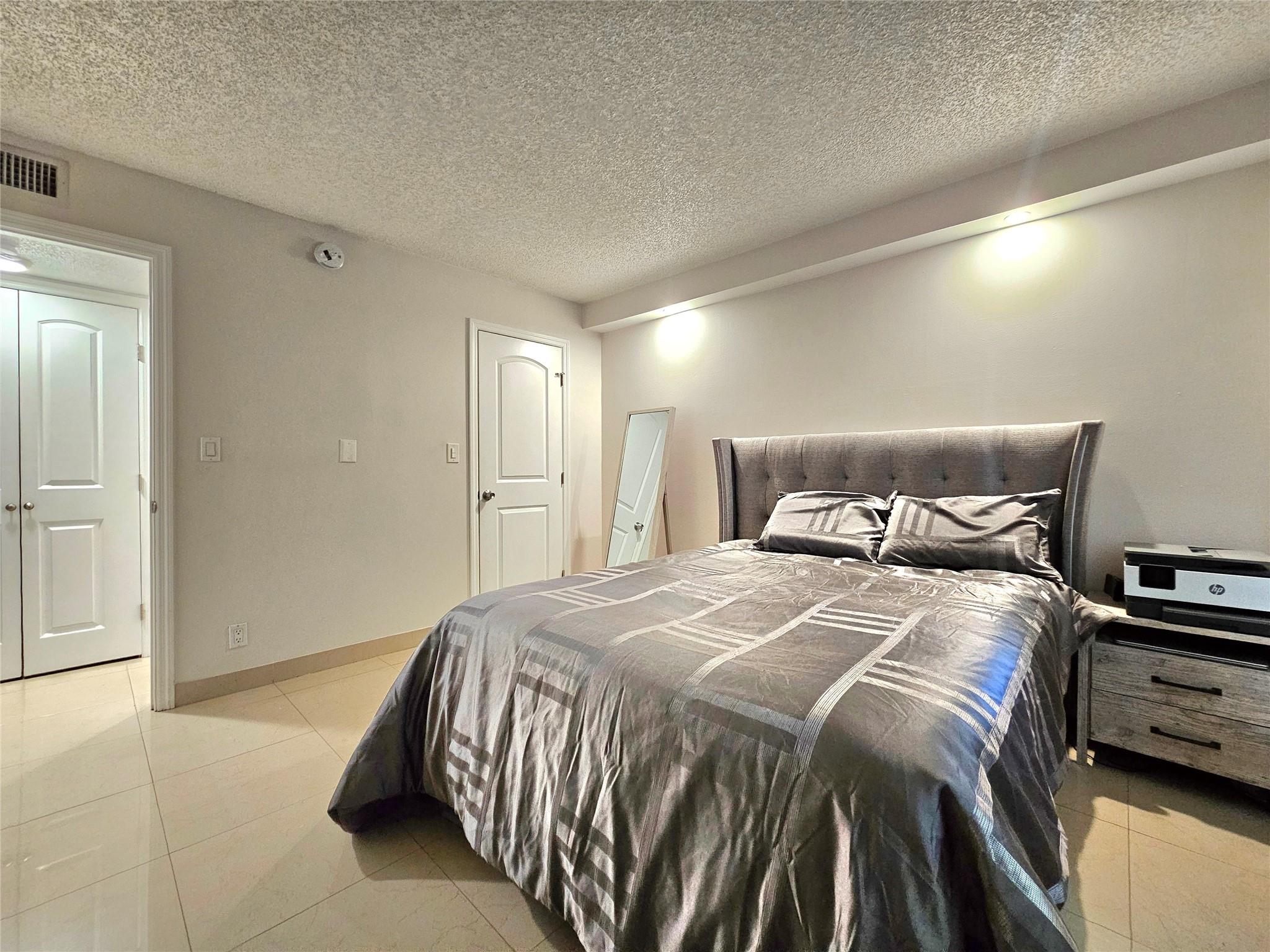 Coco Parc Condo - Residential Lease