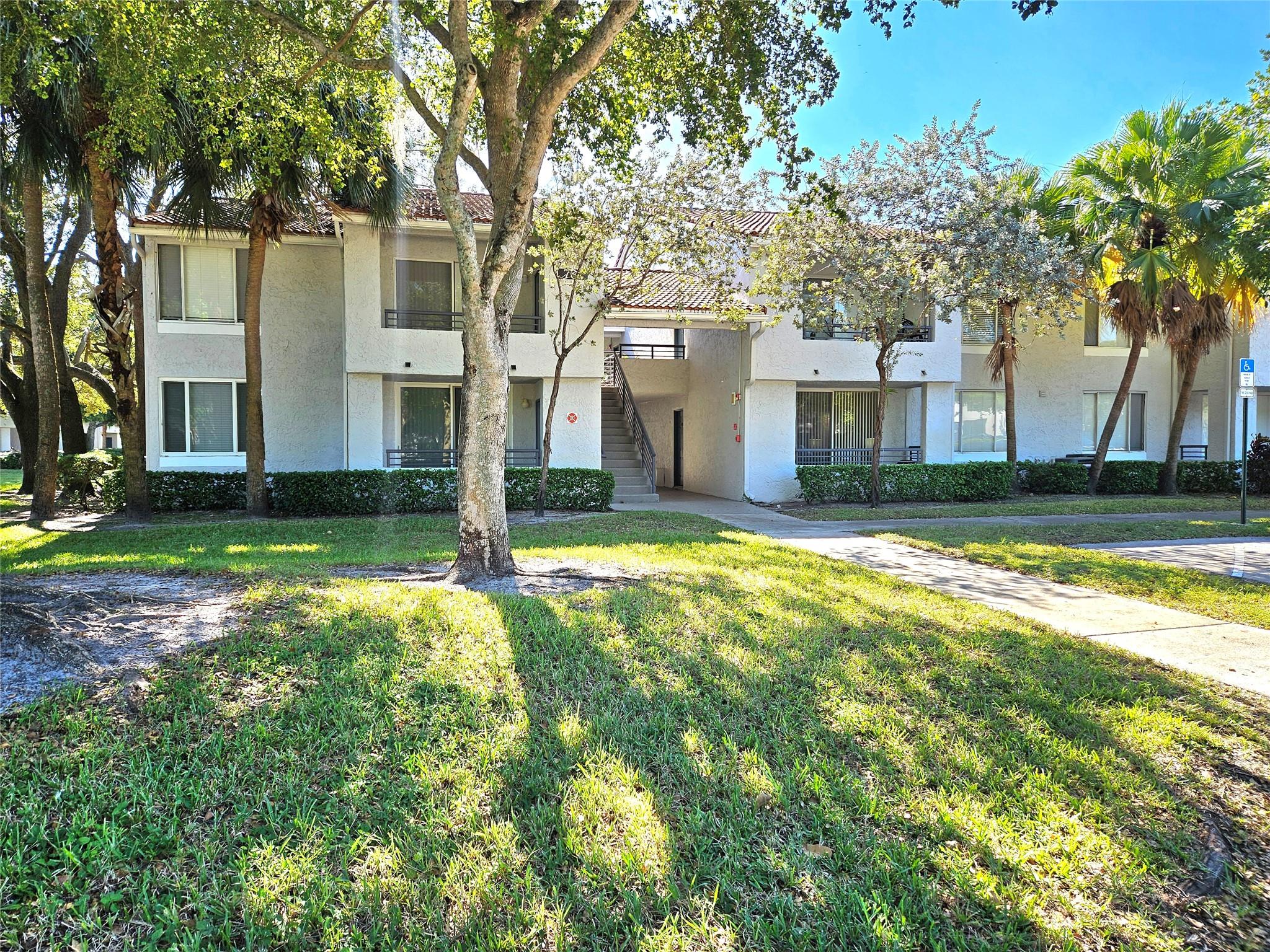 Coco Parc Condo - Residential Lease