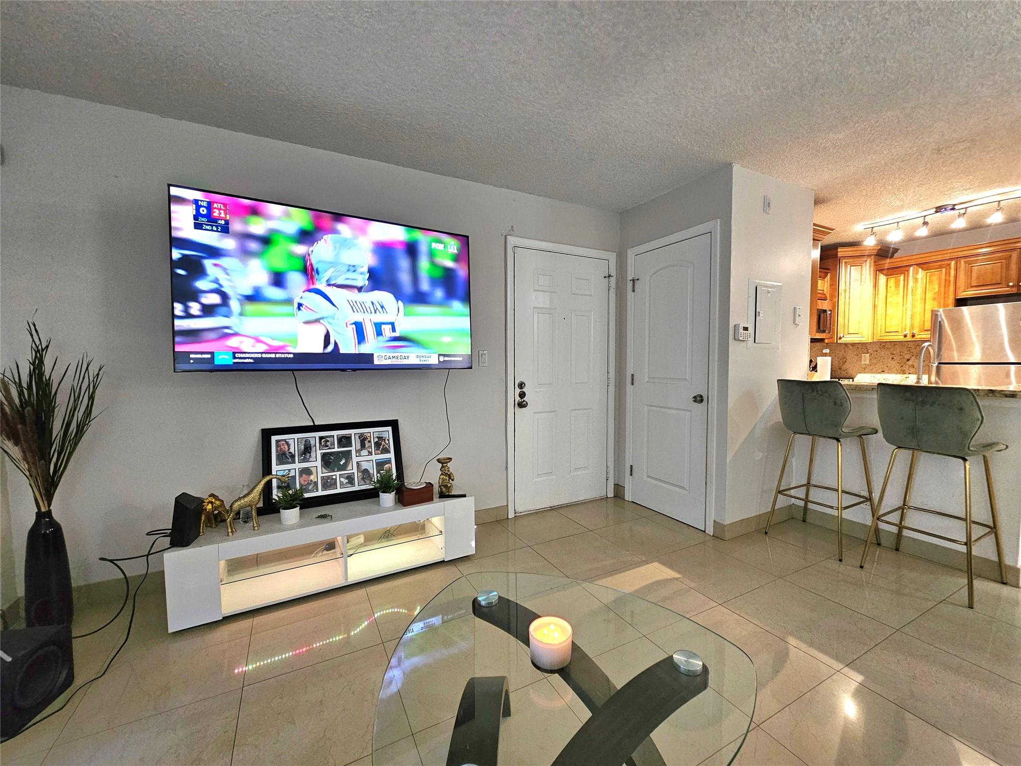 Coco Parc Condo - Residential Lease