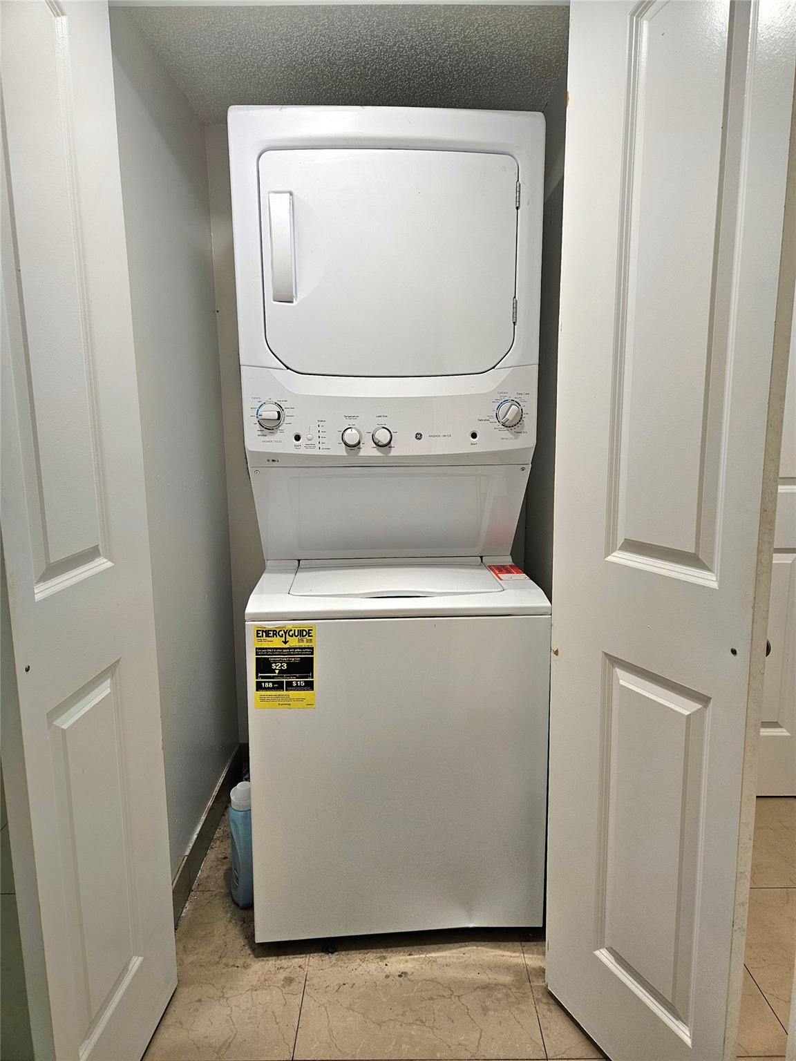 Coco Parc Condo - Residential Lease